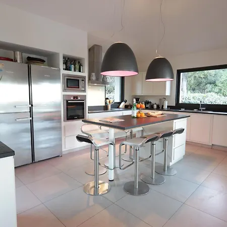 Villa Hauts De La Testa Avec Piscine, Vue Mer * Zonza